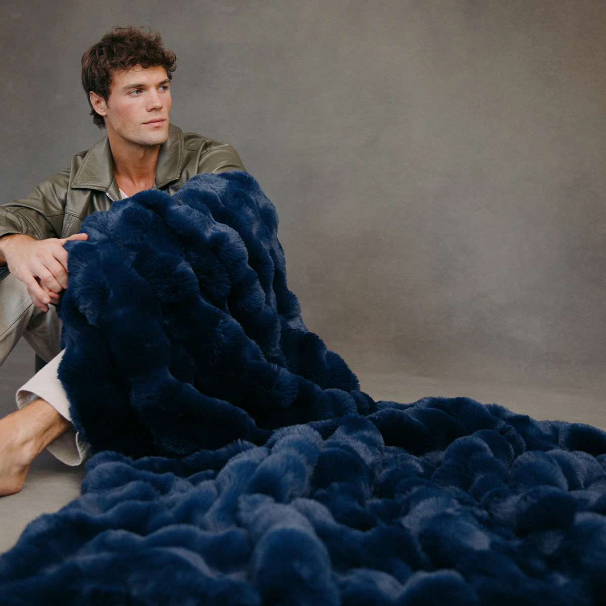 Deep Navy - Image 3